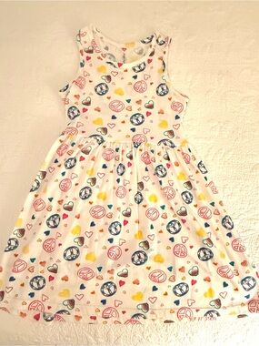 New! Girls White Sleeveless Dress Peace & Heart Print, size 10 Large, L